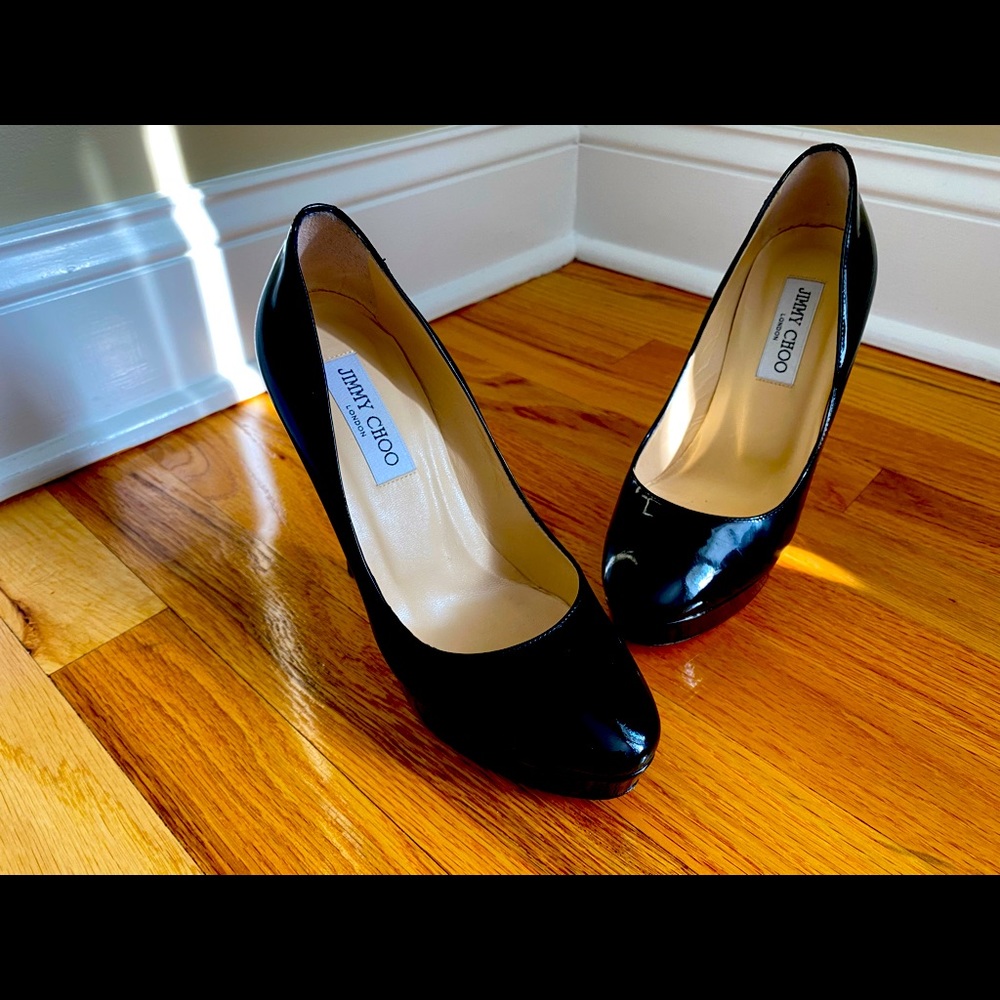 Jimmy Choo Classic Black Patent Leather Pumps!